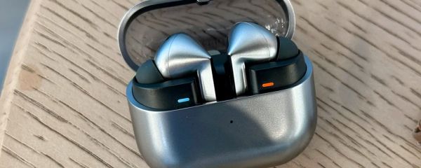 Galaxy Buds 3 Pro Widget Gets New Design to Match One UI 7.0