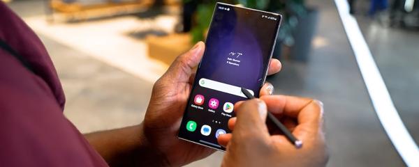 Galaxy devices start receiving the April 2024 Google Play system update
