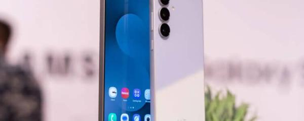 Galaxy S25 FE surprises with One UI 8 before the high-end S25 models