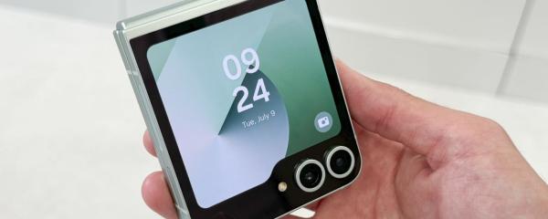 Galaxy Z Flip 6 officially receives stable One UI 7 update in the US