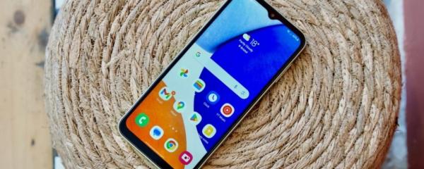 Samsung Expands December 2025 Security Rollout to More Budget and Mid-Range Galaxy Phones