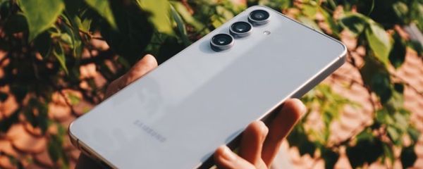 Samsung Galaxy S24 FE users can now officially try out One UI 7