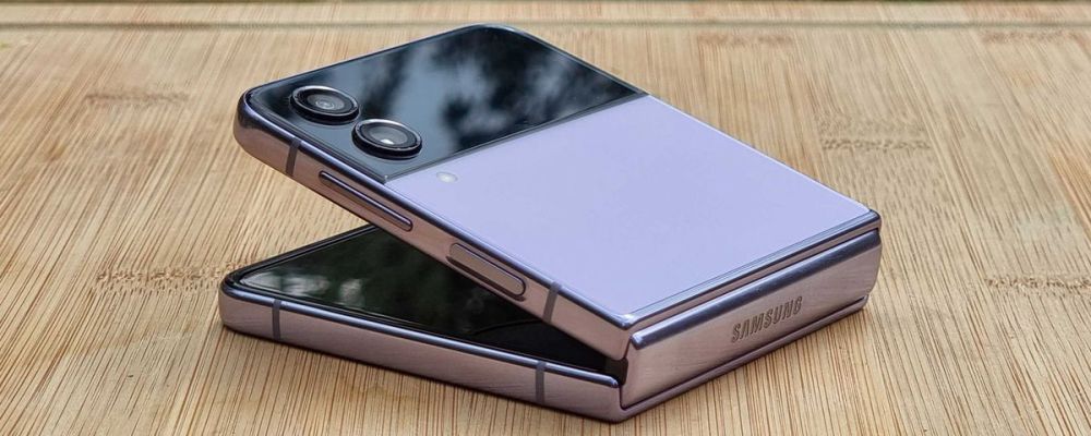 Samsung Galaxy Z Flip 4 receives February 2025 security update