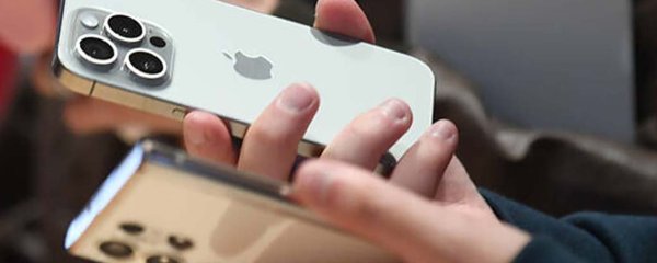 Samsung Repairs Cost Significantly More Than iPhones—Even With Insurance