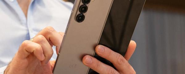 Samsung's July 2025 security update fixes 40 vulnerabilities