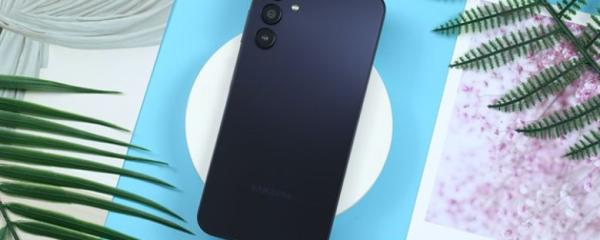 Samsung Widens December 2025 Security Rollout to Mid-Range Galaxy Phones