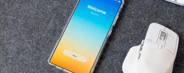 The Galaxy S25 continues to receive the One UI 8.5 Beta 3 update ahead of the Galaxy S26 launch.