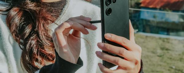 The potential error causing image retention on the Galaxy S23 series will be fixed soon